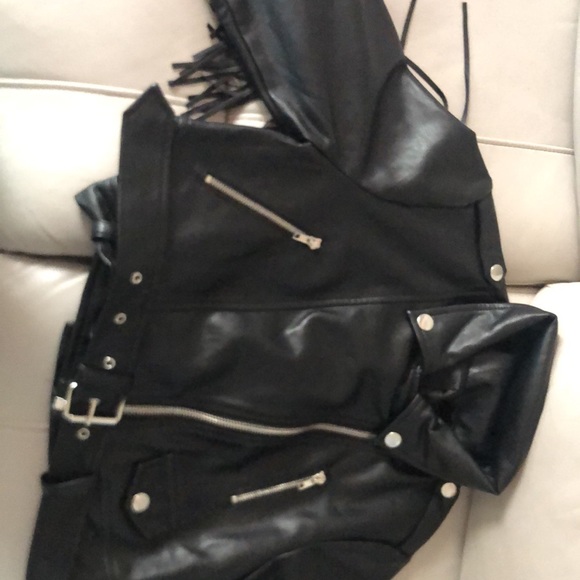 Leather jacket - Picture 3 of 3